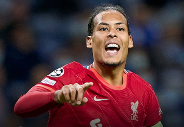 Van Dijk names the most difficult striker to deal with